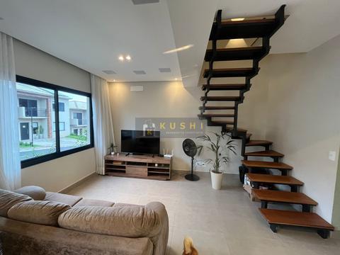 Sobrado à venda em Valinhos, Jardim Santa Helena, com 3 quartos, com 121 m²