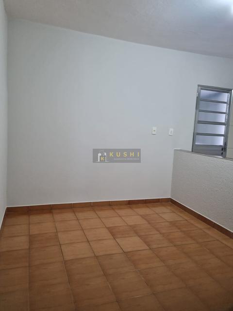 Casa para alugar em Campinas, Vila Marieta, com 2 quartos, com 80 m²