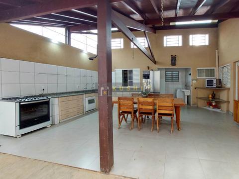 Casa à venda em Campinas, Jardim do Trevo, com 3 quartos, com 210 m²